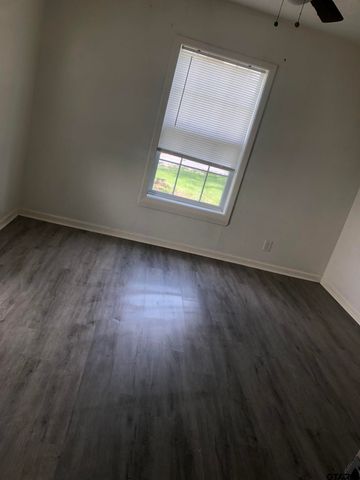 6181 County Road 1143, Tyler, TX 75704