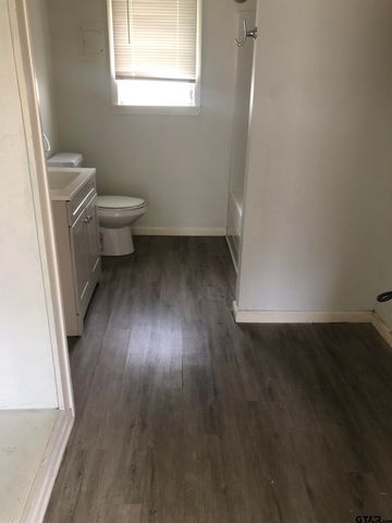 6181 County Road 1143, Tyler, TX 75704