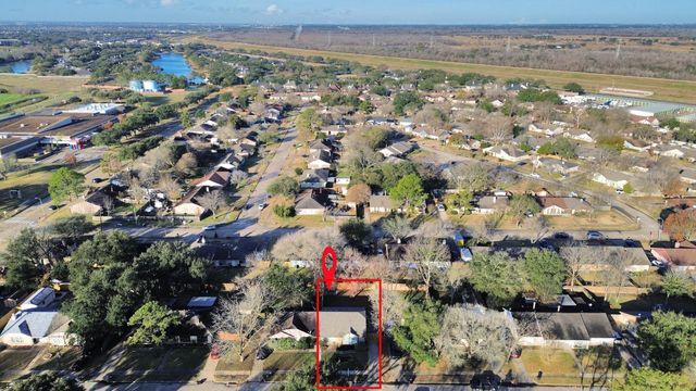 3842 Westmeadow Drive, Houston, TX 77082