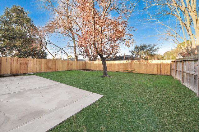 3842 Westmeadow Drive, Houston, TX 77082