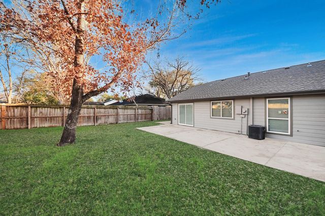 3842 Westmeadow Drive, Houston, TX 77082