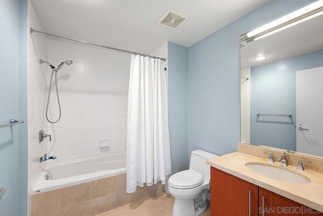 325 7th Avenue 1003, San Diego, CA 92101