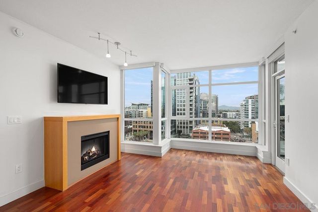 325 7th Avenue 1003, San Diego, CA 92101