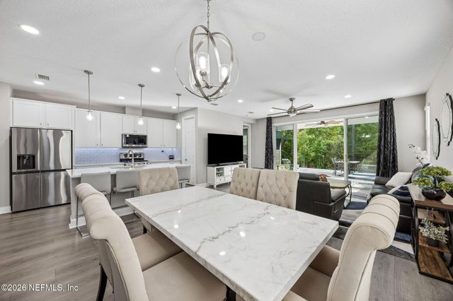 75573 BLACKBIRD Drive, Yulee, FL 32097