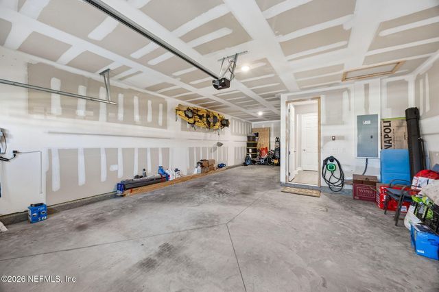 75573 BLACKBIRD Drive, Yulee, FL 32097