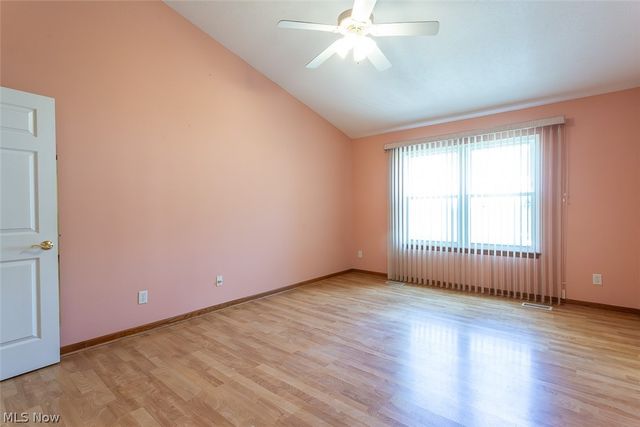 457 Harvest Lane, Seven Hills, OH 44131