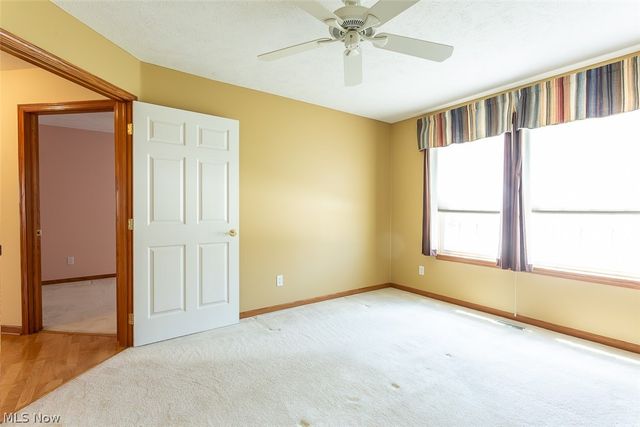 457 Harvest Lane, Seven Hills, OH 44131