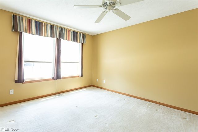 457 Harvest Lane, Seven Hills, OH 44131
