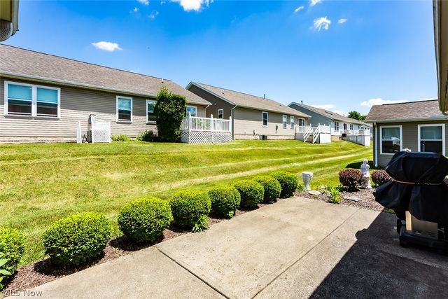 457 Harvest Lane, Seven Hills, OH 44131