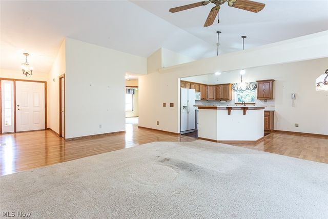 457 Harvest Lane, Seven Hills, OH 44131
