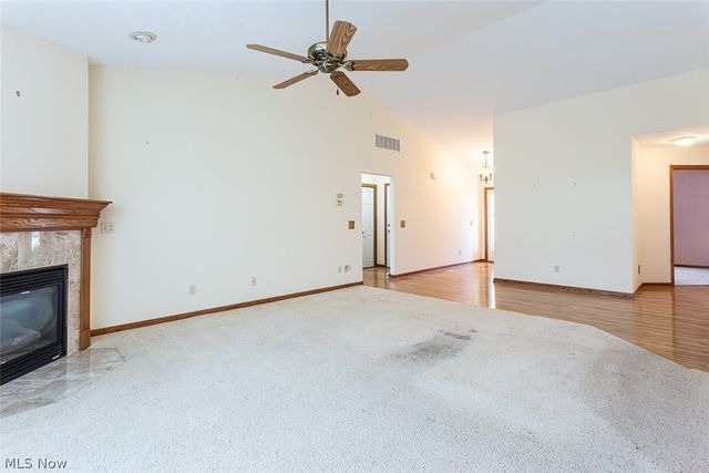 457 Harvest Lane, Seven Hills, OH 44131
