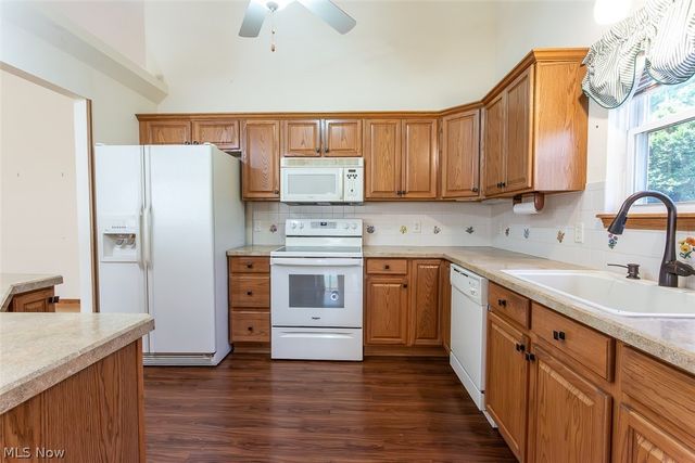 457 Harvest Lane, Seven Hills, OH 44131