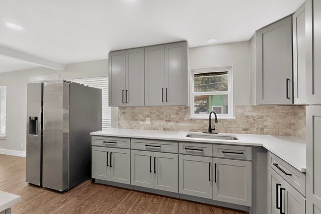 2310 Costa Mesa Drive, Dallas, TX 75228
