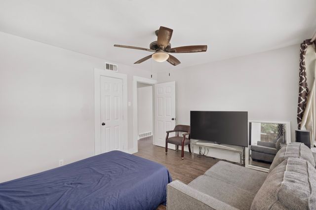 2310 Costa Mesa Drive, Dallas, TX 75228
