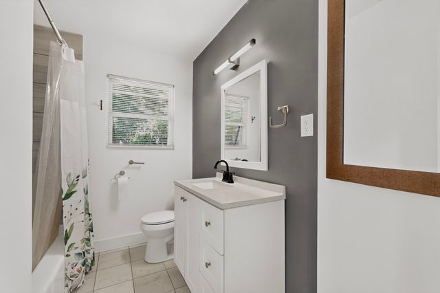 2310 Costa Mesa Drive, Dallas, TX 75228