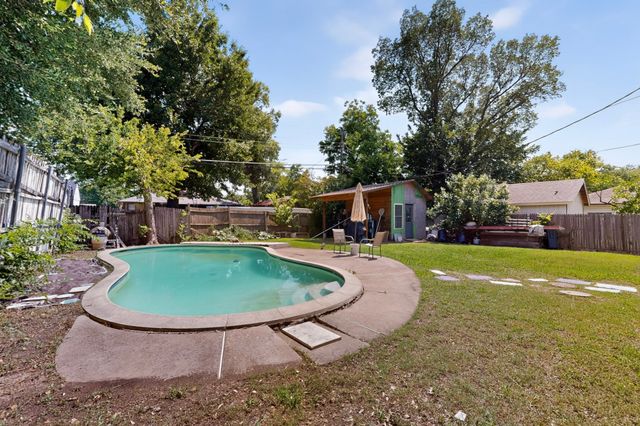 2310 Costa Mesa Drive, Dallas, TX 75228