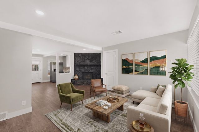 2310 Costa Mesa Drive, Dallas, TX 75228