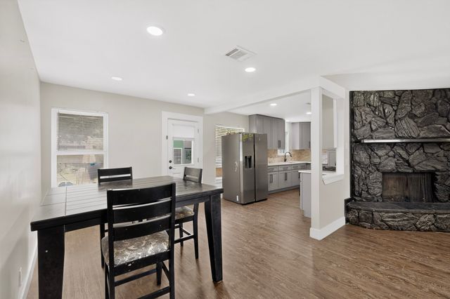 2310 Costa Mesa Drive, Dallas, TX 75228