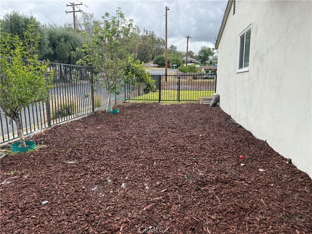 5312 Newbury, San Bernardino, CA 92404