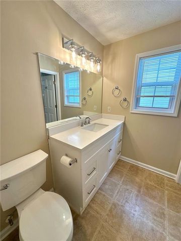 185 Weatherstone Drive, Woodstock, GA 30188