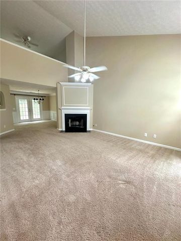 185 Weatherstone Drive, Woodstock, GA 30188