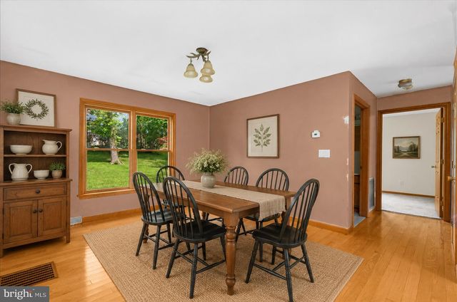 441 PITTSTOWN RD, Pittstown, NJ 08867