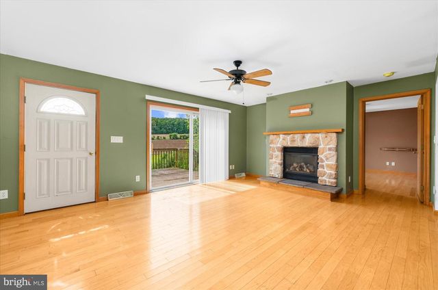 441 PITTSTOWN RD, Pittstown, NJ 08867