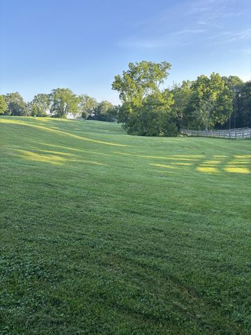 1588 Walton Nicholson Road, Walton, KY 41094