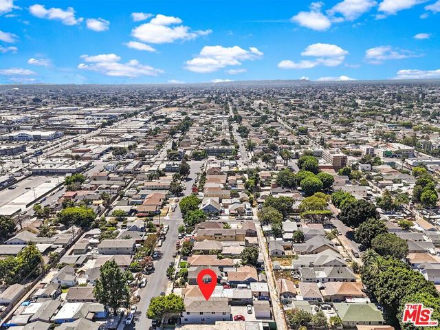 1219 E 57th Street, Los Angeles, CA 90011