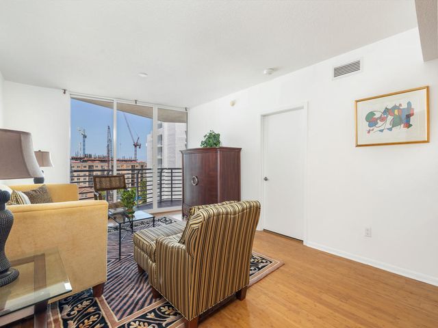 1551 N Flagler Drive 903, West Palm Beach, FL 33401