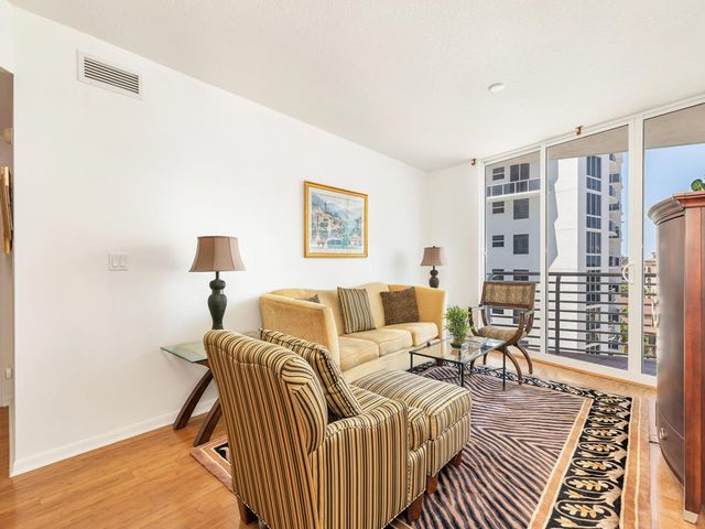 1551 N Flagler Drive 903, West Palm Beach, FL 33401