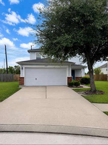 6507 Hawthorne Falls Lane, Houston, TX 77049