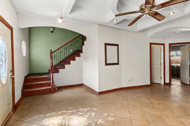 105 E Linden Street, Ennis, TX 75119