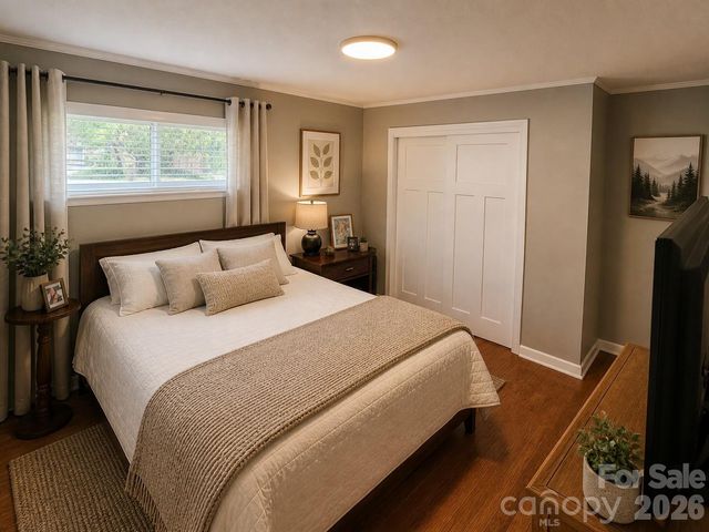 492 14th Avenue Drive NE, Hickory, NC 28601
