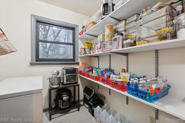 13165 Ithaca Road, Update, MI 48655