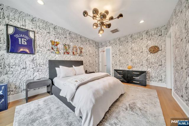 89 Depeyster Avenue, Tenafly, NJ 07670