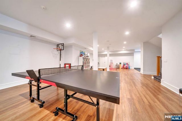 89 Depeyster Avenue, Tenafly, NJ 07670