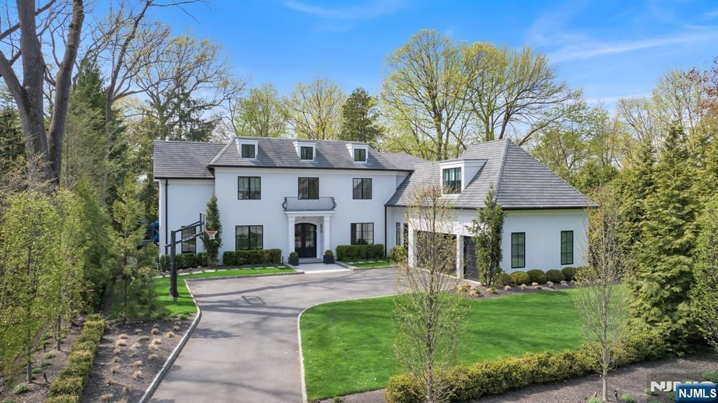 89 Depeyster Avenue, Tenafly, NJ 07670