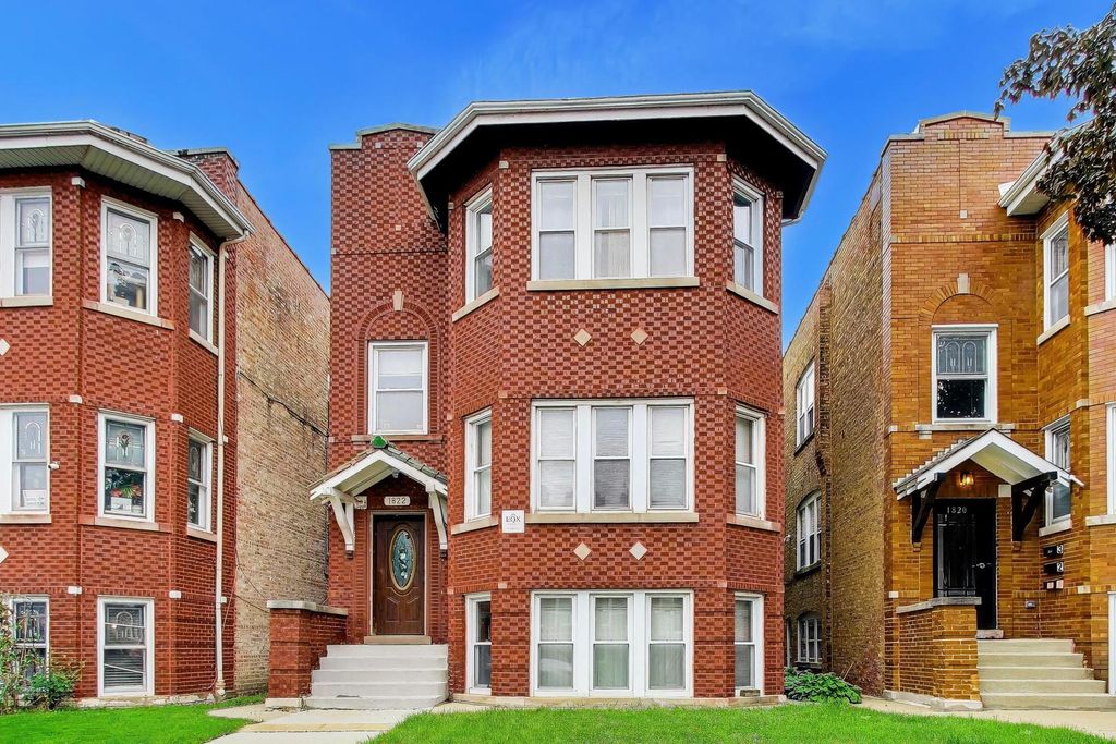 1822 Gunderson Avenue 1, Berwyn, IL 60402