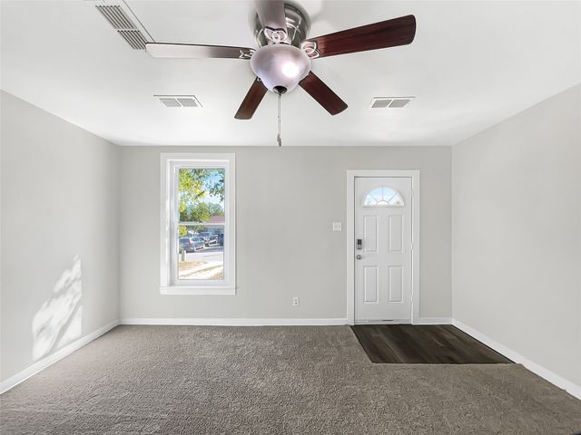 8400 Wyatt Drive, White Settlement, TX 76108