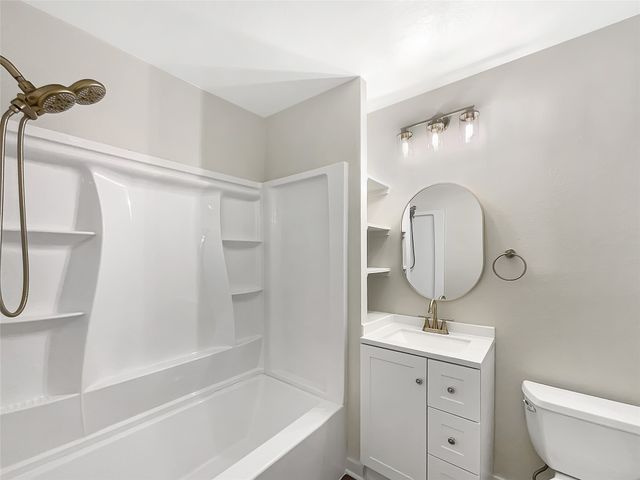 8400 Wyatt Drive, White Settlement, TX 76108