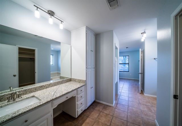 1051 County Road 2620, Mineola, TX 75773