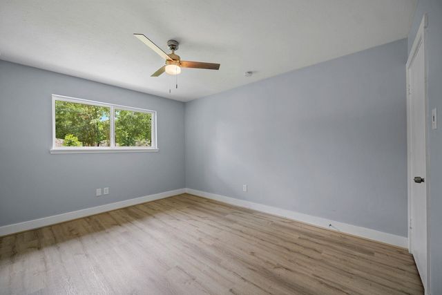 17 Oldstream Court, The Woodlands, TX 77381