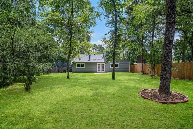 17 Oldstream Court, The Woodlands, TX 77381