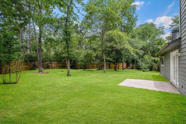 17 Oldstream Court, The Woodlands, TX 77381