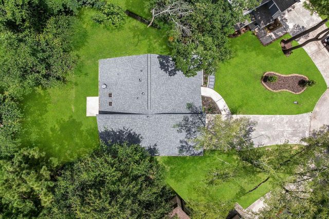 17 Oldstream Court, The Woodlands, TX 77381