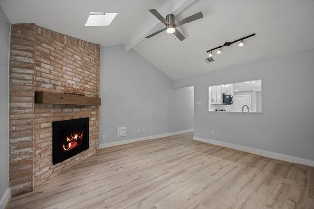 17 Oldstream Court, The Woodlands, TX 77381