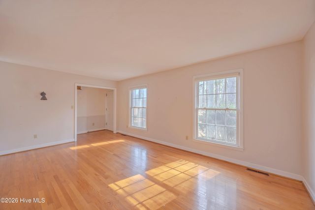 110 Annie Faye Norris Lane, Teachey, NC 28464