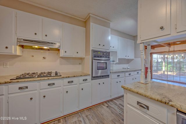 110 Annie Faye Norris Lane, Teachey, NC 28464