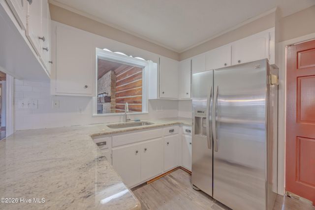 110 Annie Faye Norris Lane, Teachey, NC 28464